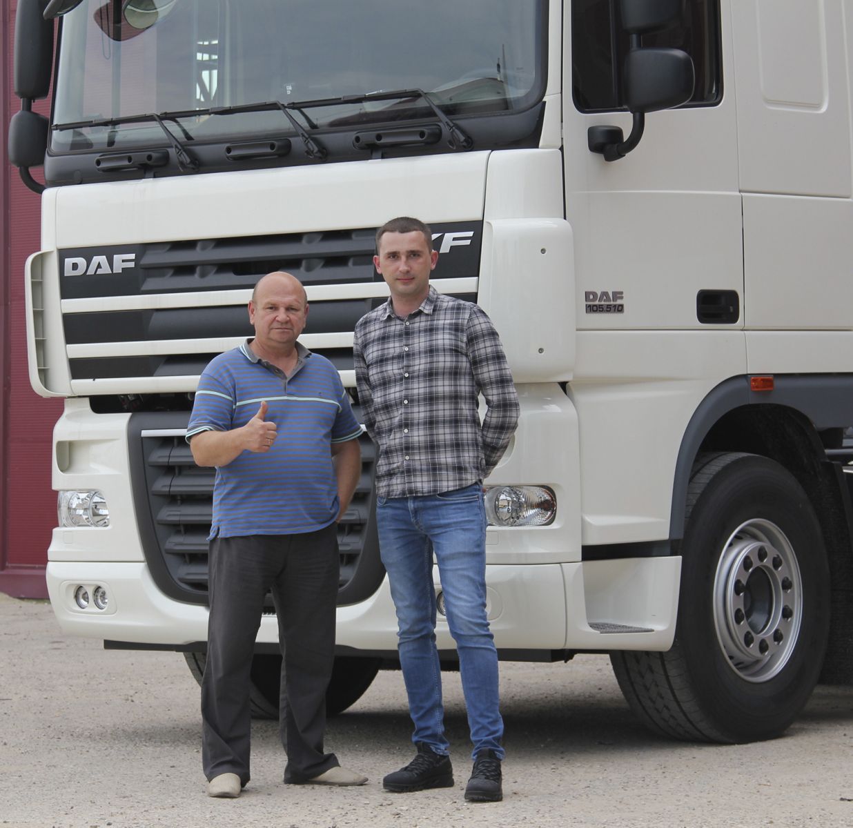 Состоялась очередная отгрузка нового тягача DAF XF 150.510 6x4 для перевозки тяжелых грузов на дальние расстояния!